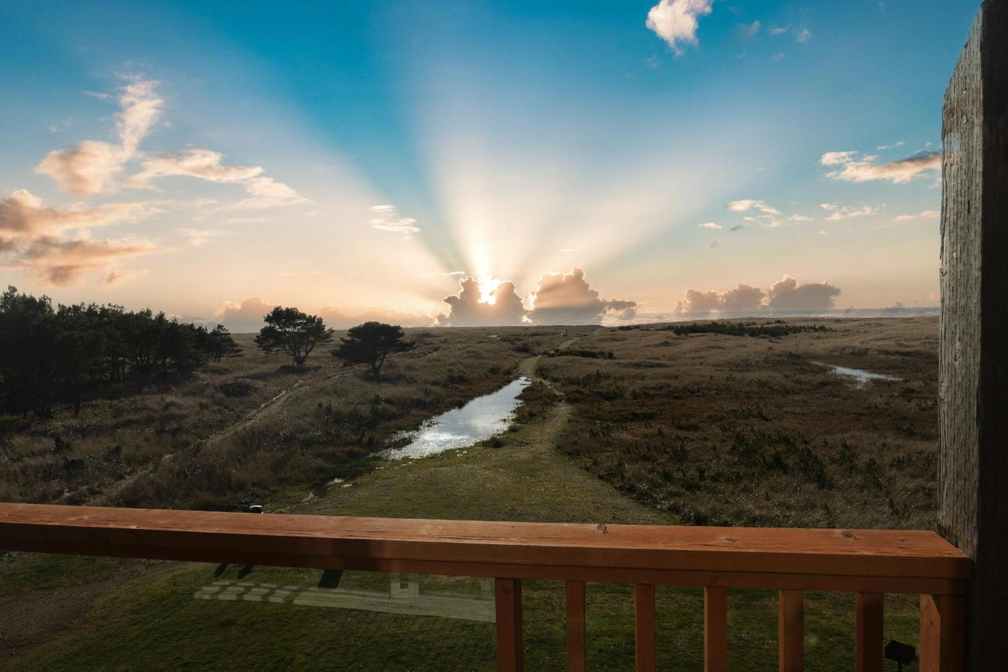 Chautauqua Resort & Conference Center Лонг Бийч Екстериор снимка